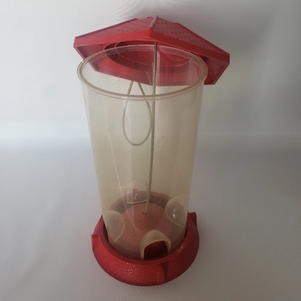 Red Birdfeeder
